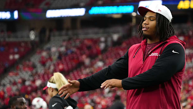 Arizona Cardinals DL Walter Nole