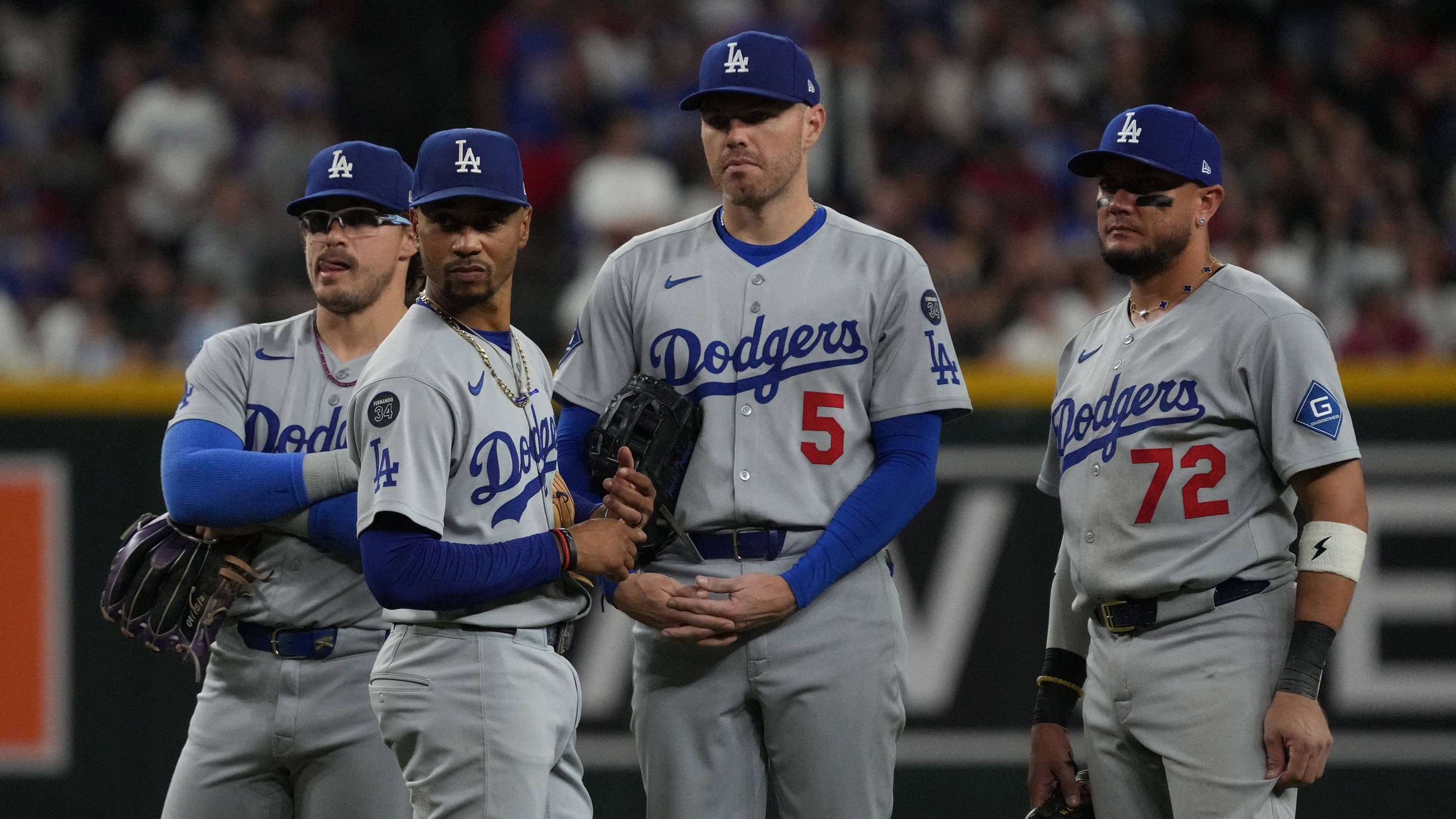 Dodgers Veteran Announces Immediate Retirement After NLCS Loss to Brewers