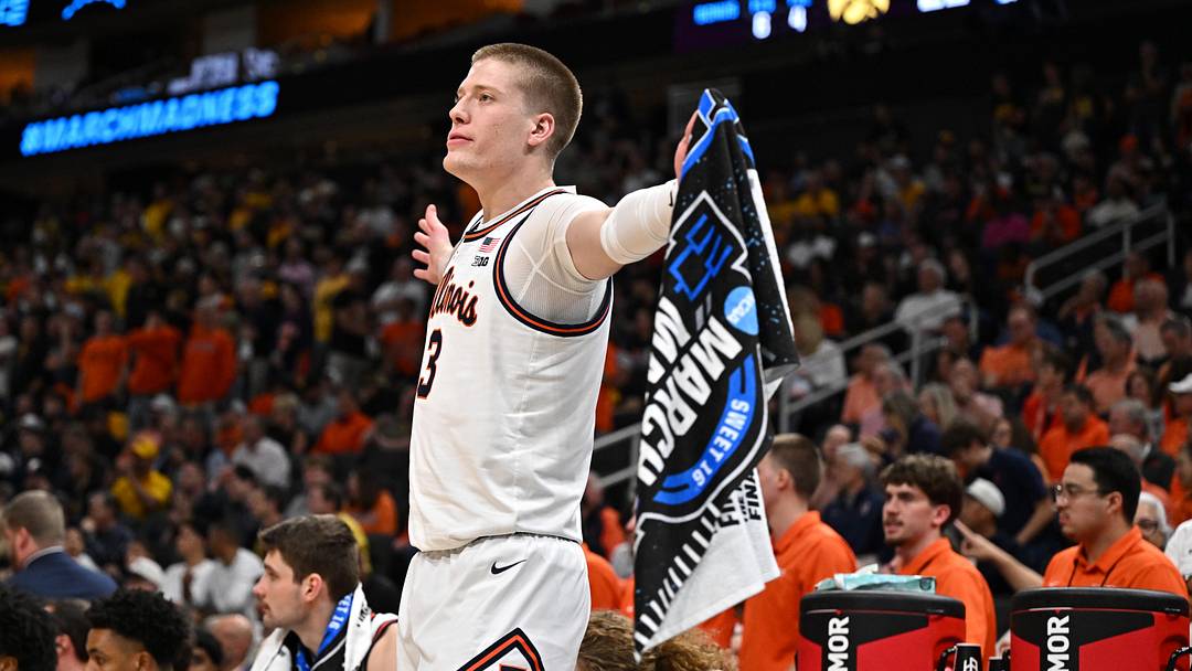 Mar 28, 2026; Houston, TX, USA; Illinois Fighting Illini forward Ben Humrichous (3) reacts in the first half against the Iowa Hawkeyes during an Elite Eight game of the South Regional of the men's 2026 NCAA Tournament at Toyota Center. Mandatory Credit: Maria Lysaker-Imagn Images