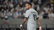 Grâce à ses prestations sur la pré-saison, Neymar fait taire les critiques.
