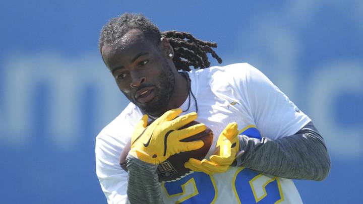 May 20, 2025; El Segundo, CA, USA; Los Angeles Chargers running back Najee Harris (22) catches the ball during offseason workouts at The Bolt. Mandatory Credit: Kirby Lee-Imagn Images