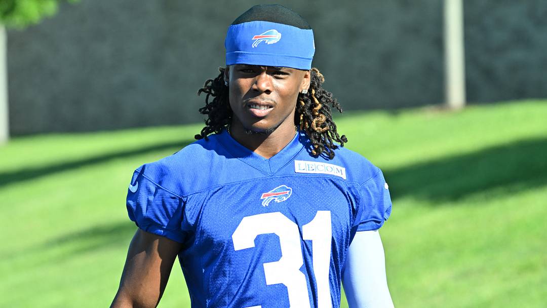 Buffalo Bills cornerback Maxwell Hairston enters the field during training camp at St. John Fisher University.