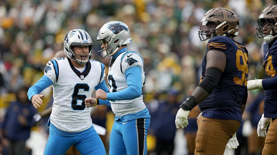 Panthers kicker Ryan Fitzgerald