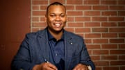 Rafael Devers fue presentado por los Medias Rojas el miércoles