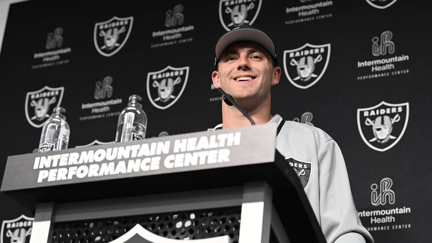 Las Vegas Raiders' Aidan O'Connell 'pumped' for Brock Bowers - Vimarsana News