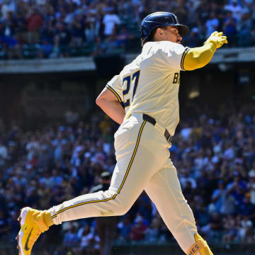 Milwaukee Brewers shortstop Willy Adames (27) runs the bases after hitting a 3-run home run in the first inning against St. Louis Cardinals starting pitcher Andre Pallante (53) at American Family Field on Sept 2.