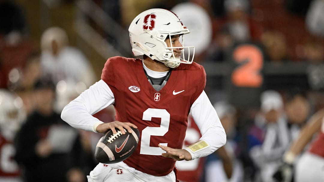 Former Stanford quarterback Elijah Brown, who transferred to Washington on Monday, looks downfield during the Cardinal's 49-20 Week 14 loss to No. 9 Notre Dame. Former Stanford quarterback Elijah Brown, who transferred to Washington on Monday, looks downfield during the Cardinal's 49-20 Week 14 loss to No. 9 Notre Dame.