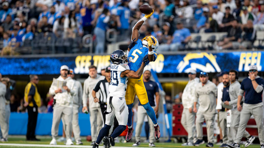Tennessee Titans v Los Angeles Chargers