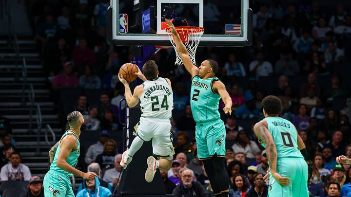 Milwaukee Bucks v Charlotte Hornets