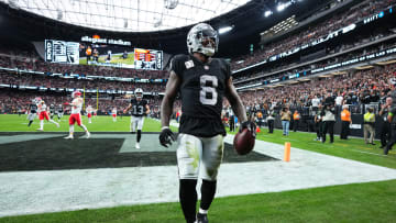 Kansas City Chiefs v Las Vegas Raiders