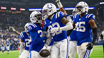 Sep 29, 2024; Indianapolis, Indiana, USA; Indianapolis Colts safety Julian Blackmon (32) celebrates recovering a fumble with the team during the second quarter against the Pittsburgh Steelers at Lucas Oil Stadium. Mandatory Credit: Marc Lebryk-Imagn Images