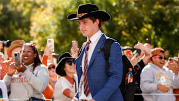 Arch Manning, Kentucky v Texas