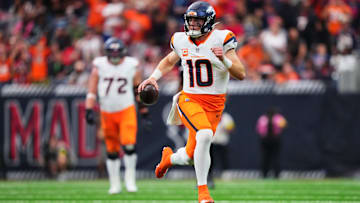 Denver Broncos v Houston Texans