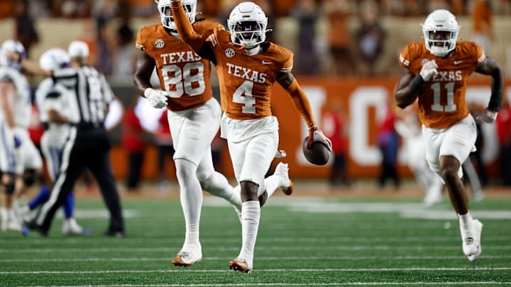 Andrew Mukuba #4, Philadelphia Eagles