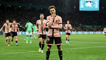 AS Saint-Étienne v Paris Saint-Germain - Ligue 1 McDonald's