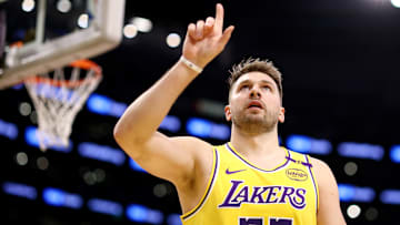 Denver Nuggets v Los Angeles Lakers