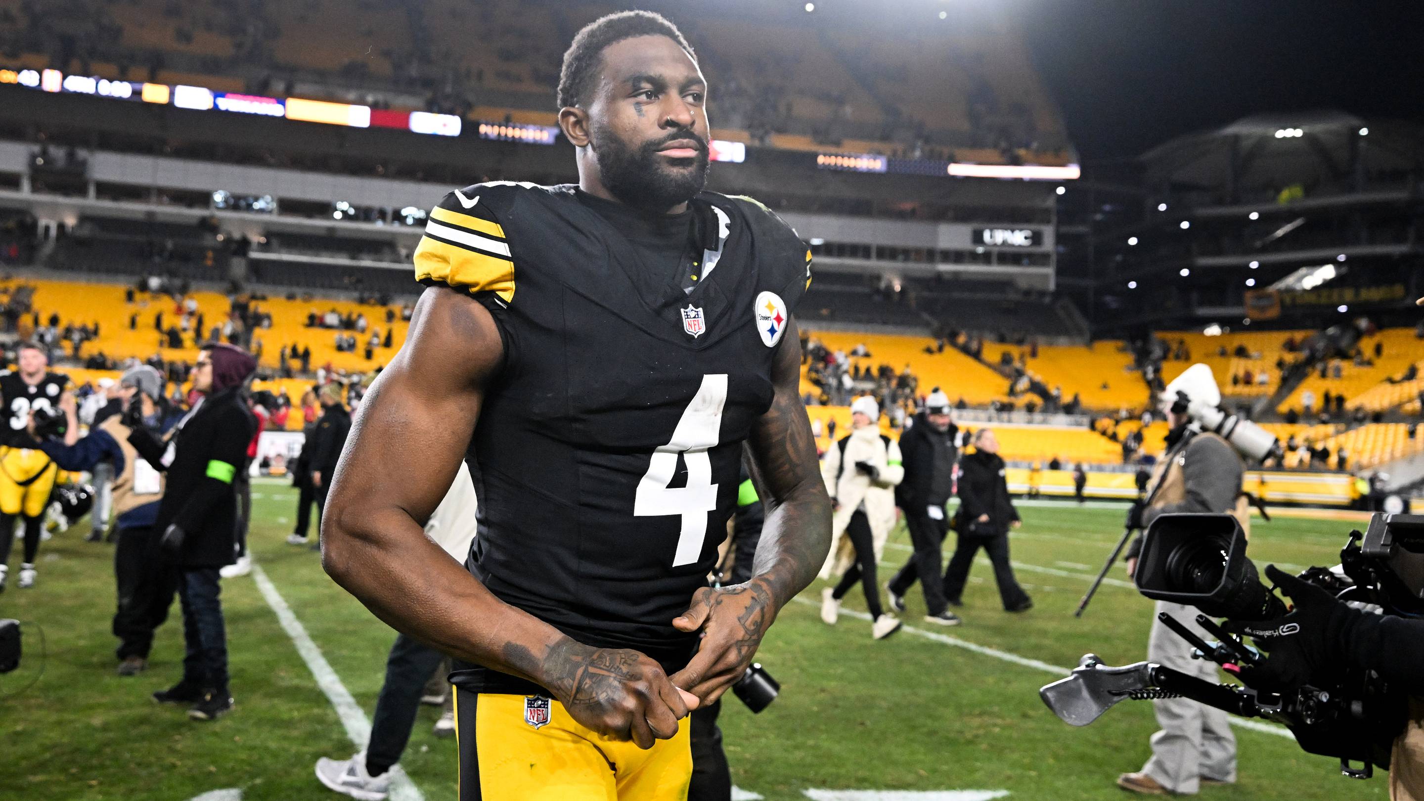 DK Metcalf, Justin Herbert and the highest-paid NFL players who aren't earning their contracts