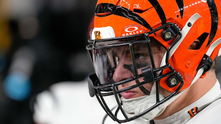 Cincinnati Bengals defensive end Trey Hendrickson (91) takes the field for the first quarter of the NFL Week 18 game between the Pittsburgh Steelers and the Cincinnati Bengals at Acrisure Stadium in Pittsburgh on Saturday, Jan. 4, 2025. | Sam Greene/The Enquirer / USA TODAY NETWORK via Imagn Images
