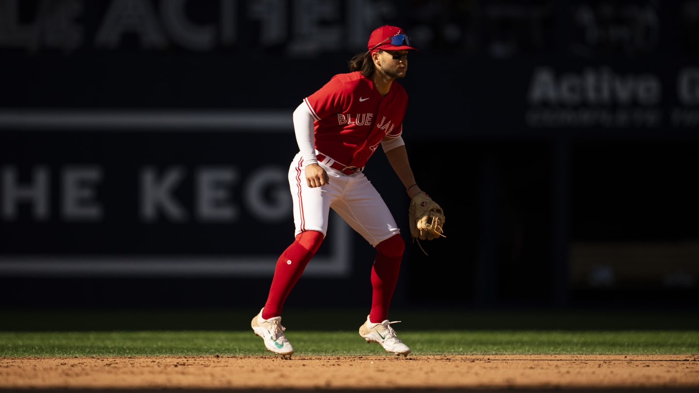 Toronto Blue Jays July Trade Deadline Strategy Saving and Rebuilding