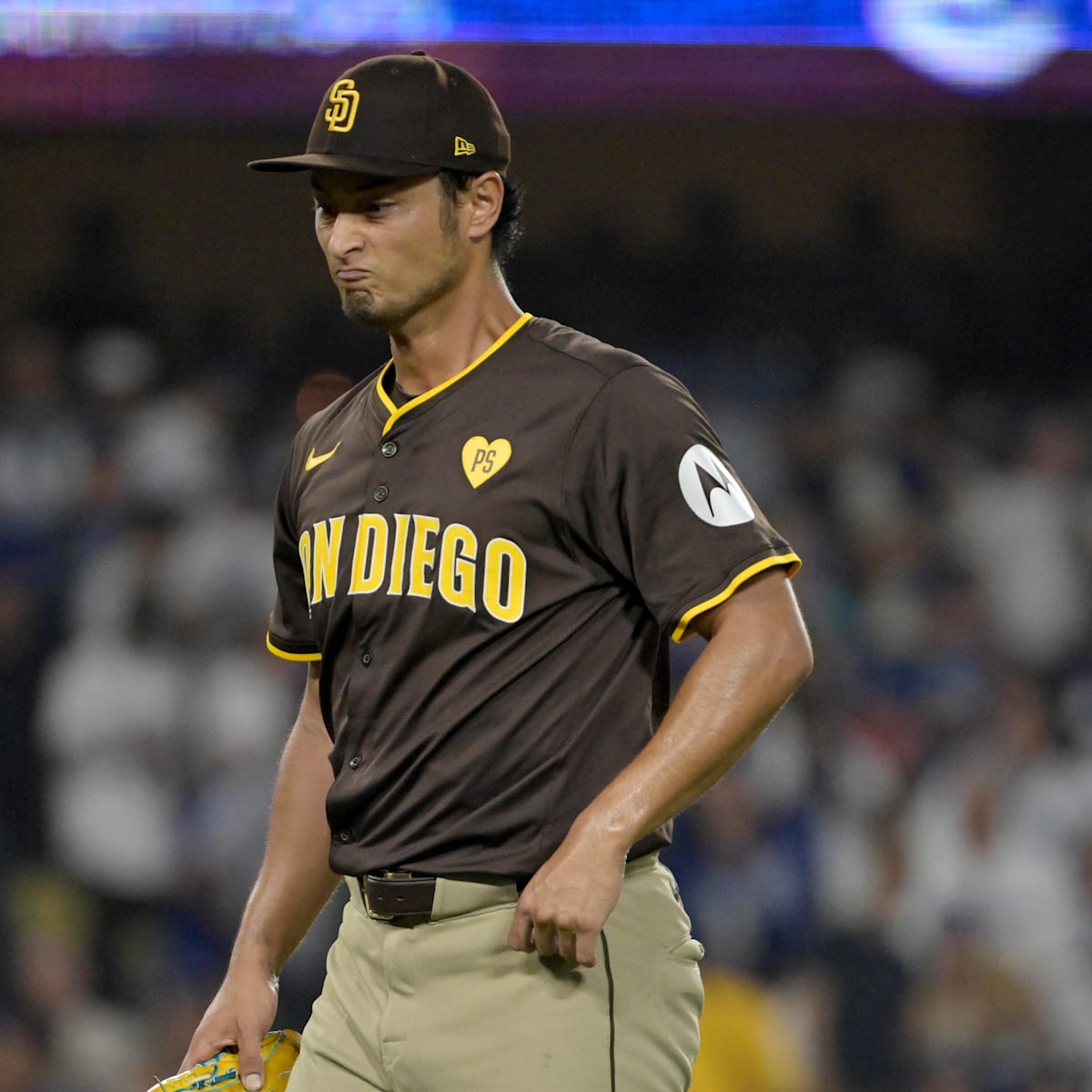 PADRES DARVISH 11 ユニフォーム 新品　MLB公式 San Diego Padres Yu Darvish #11 Nike White 2024 Official MLB