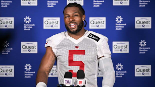 New York Giants linebacker Kayvon Thibodeaux speaks at a press conference during minicamp.