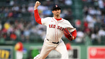 Whitlock to the bullpen? Sox need more starting pitching.