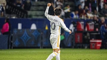 Los Angeles Galaxy v Colorado Rapids