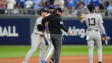 Division Series - New York Yankees v Kansas City Royals - Game 4