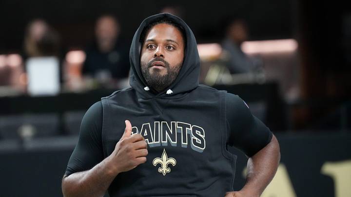 Oct 5, 2025; New Orleans, Louisiana, USA; New Orleans Saints defensive end Cameron Jordan (94) warms up prior to the game against the New York Giants at Caesars Superdome. Mandatory Credit: Matthew Hinton-Imagn Images