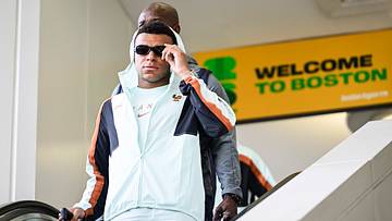 Kylian Mbappé aperçu hier, à l'aéroport de Boston Kylian Mbappé aperçu hier, à l'aéroport de Boston