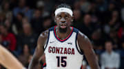 Gonzaga Bulldogs forward Graham Ike (15).