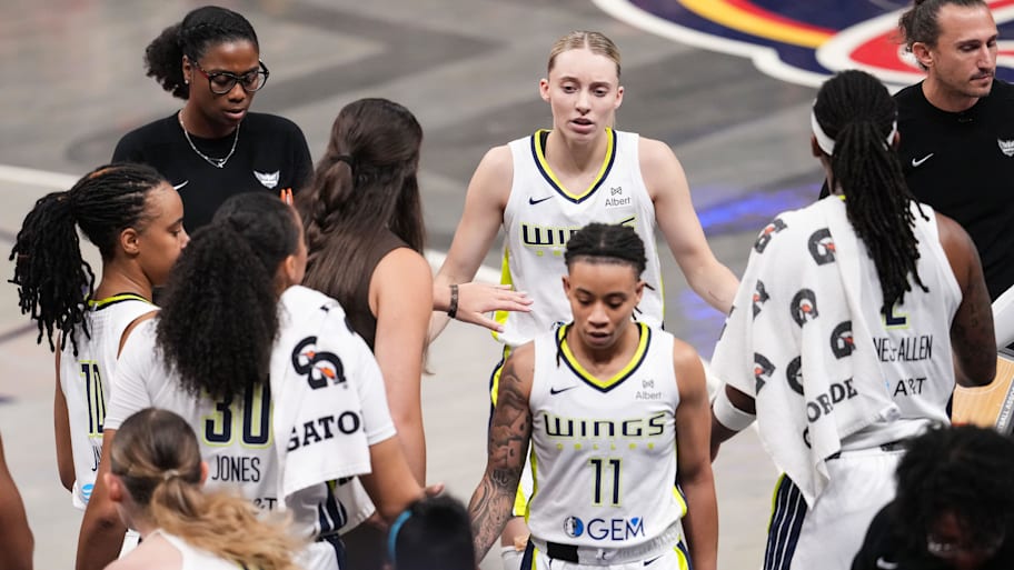 Paige Bueckers and the Dallas Wings got blown out by the Indiana Fever on Sunday.  | Grace Hollars/IndyStar / USA TODAY NETWORK via Imagn Images