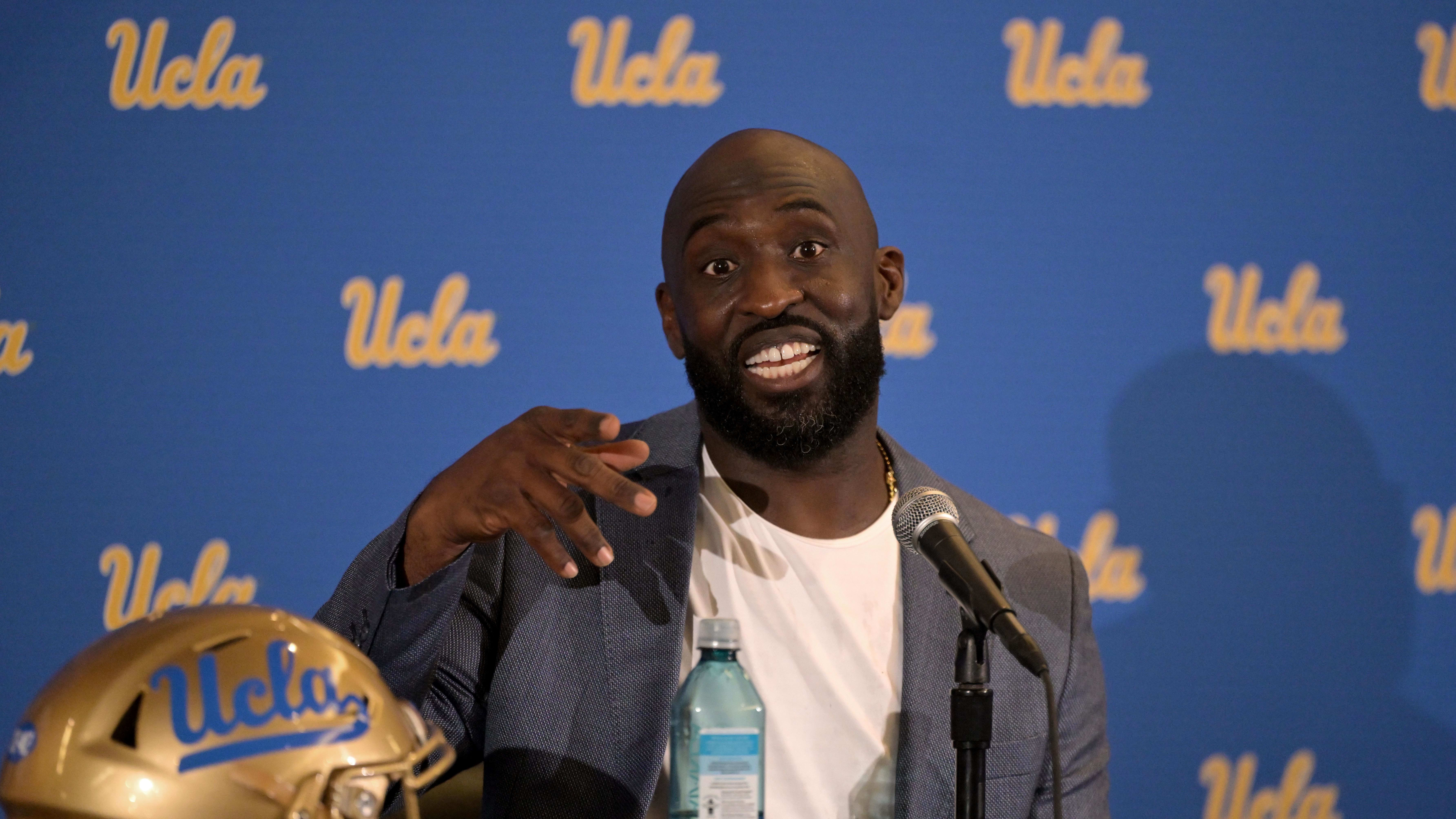 UCLA Football: Four-Star QB Demaricus Davis Transfers From Washington to Boost the Bruins’ Roster