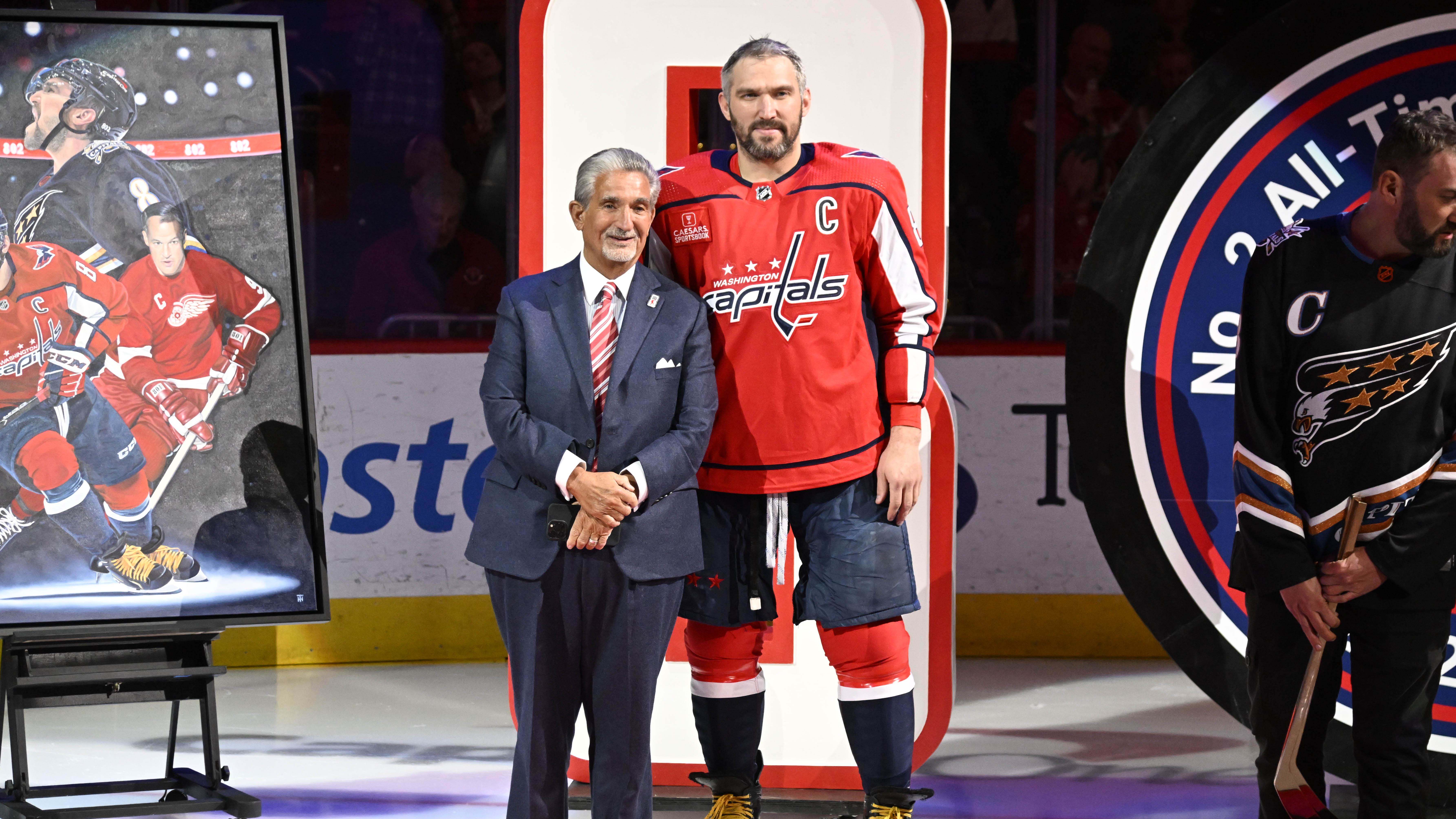 泰德·萊昂西斯 (Ted Leonsis) 創造了更多歷史，鞏固了自己作為 NHL 最佳老闆的地位