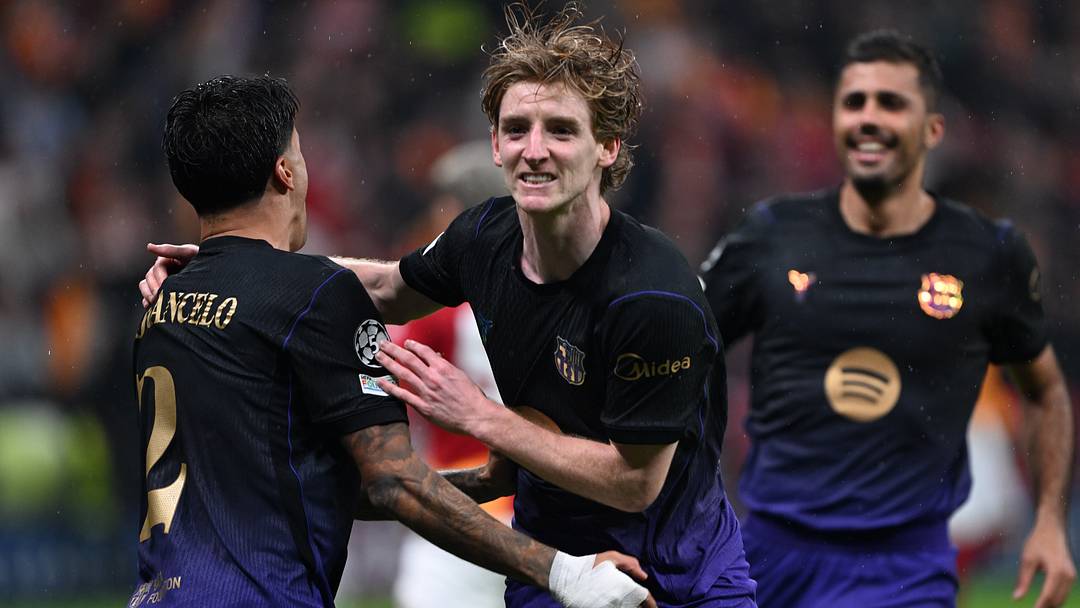 Galatasaray v Barcelona - UEFA Champions League