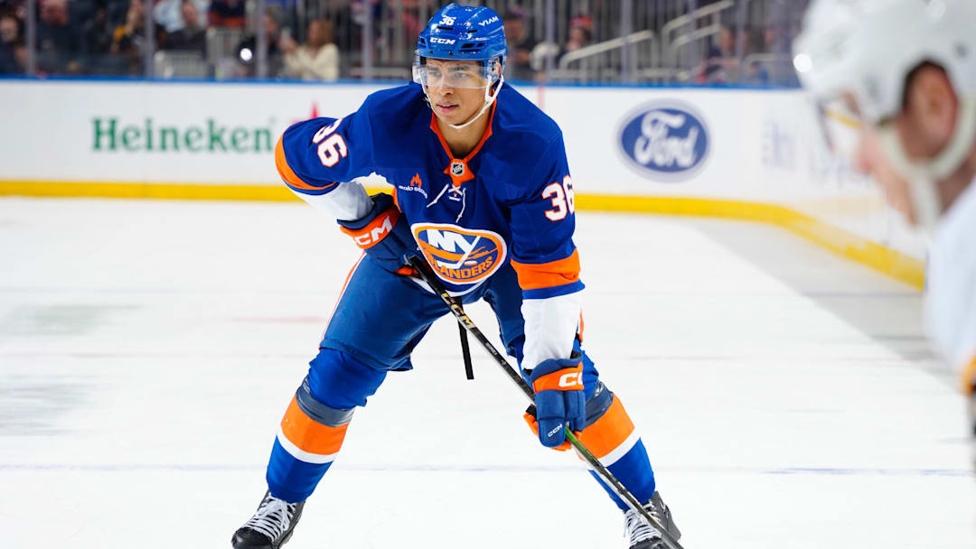 Pittsburgh Penguins v New York Islanders Pittsburgh Penguins v New York Islanders