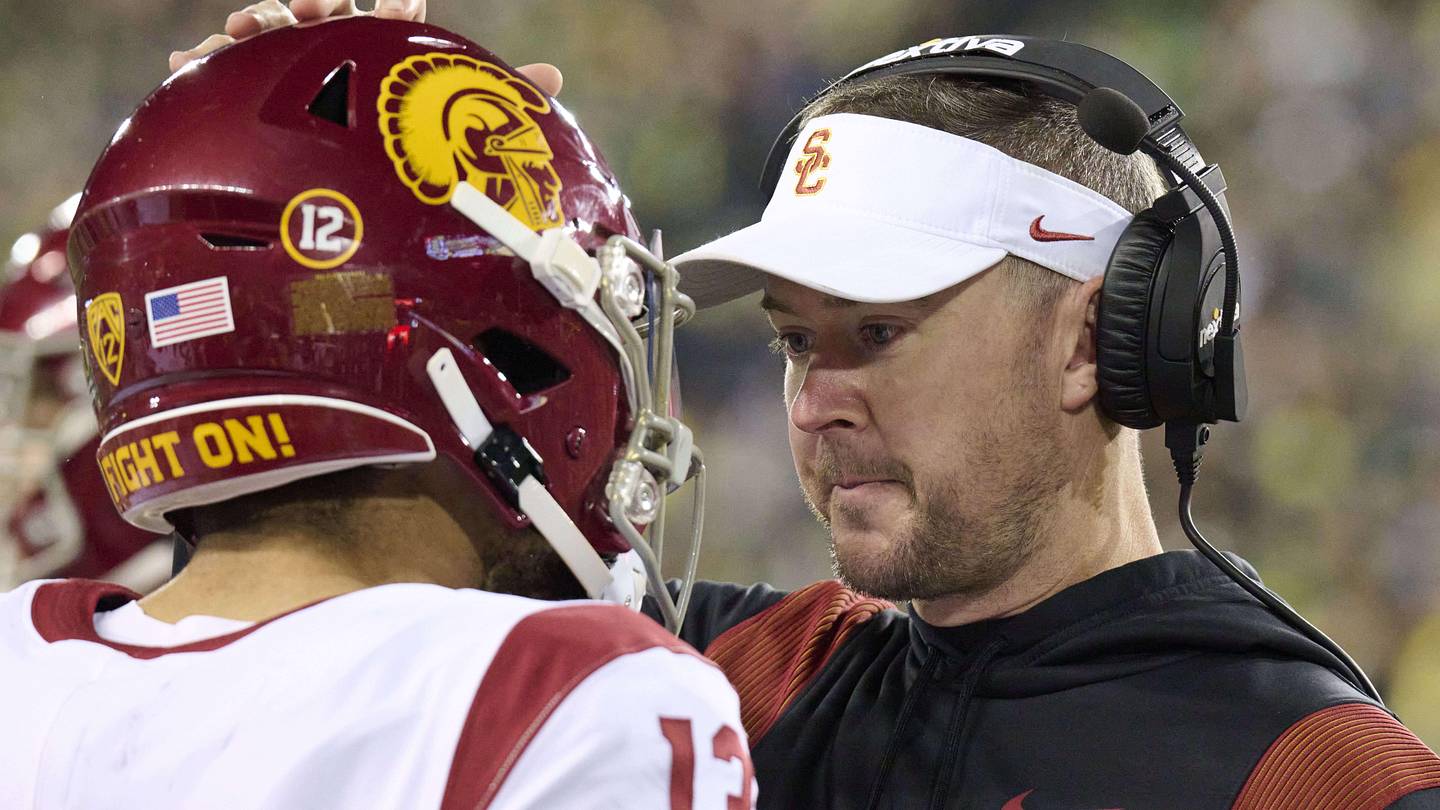 USC Football: Trojans Disrespected In Coaches Poll Ranking