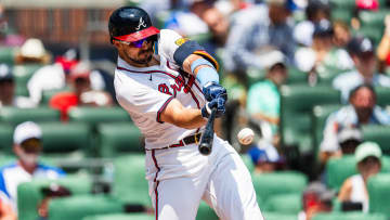 Adam Duvall tiene apenas .173 de promedio de bateo