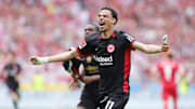 Hugo Ekitike trägt die Eintracht weiter im Herzen