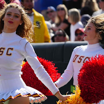 The new Coaches Poll top 25 college football rankings are live heading into an active Week 5 slate.