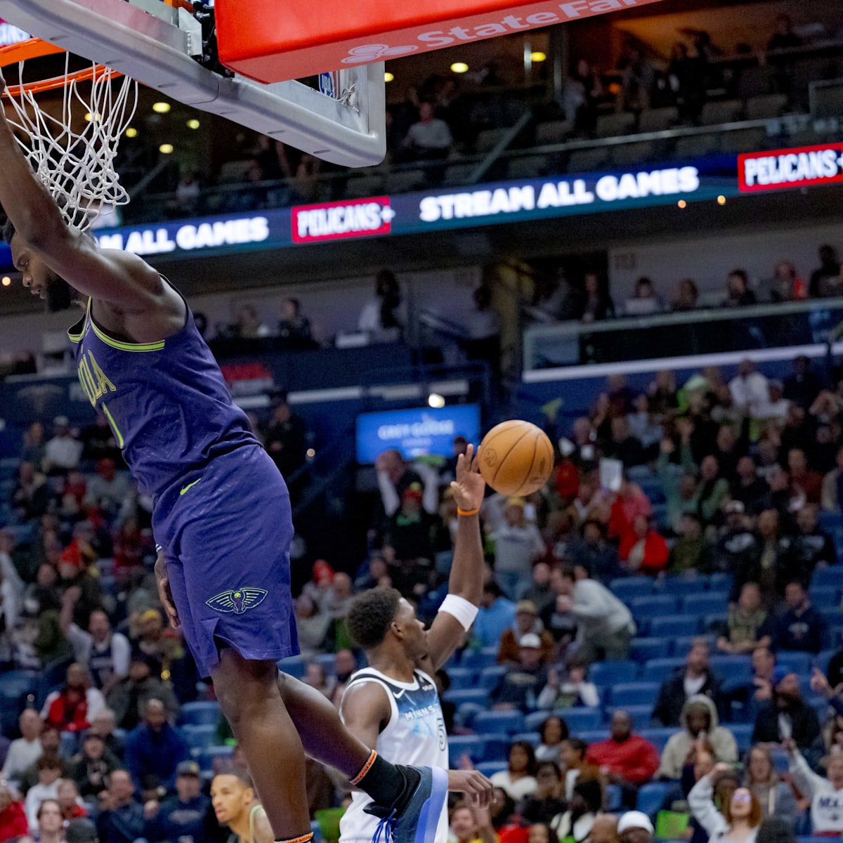 Zion dunk top