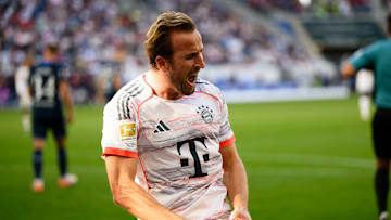 Bayern Munich striker Harry Kane gets big praise from England and Manchester United legend.