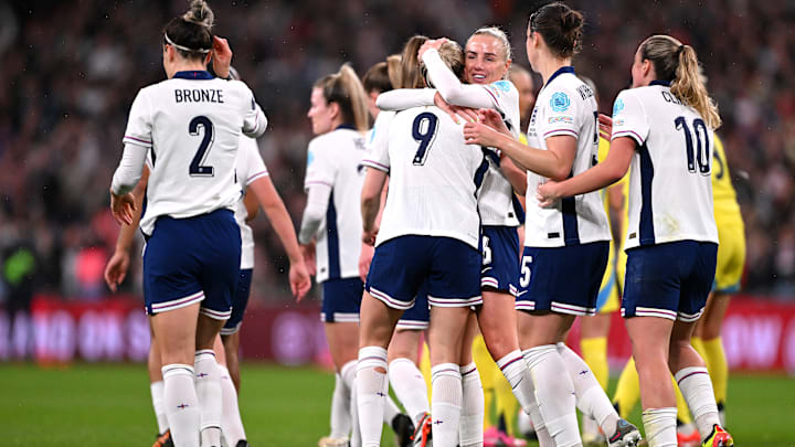 A Inglaterra enfrenta a Espanha pela grande decisão da Eurocopa Feminina A Inglaterra enfrenta a Espanha pela grande decisão da Eurocopa Feminina