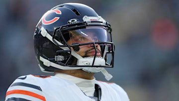 Chicago Bears v Green Bay Packers - NFL 2025