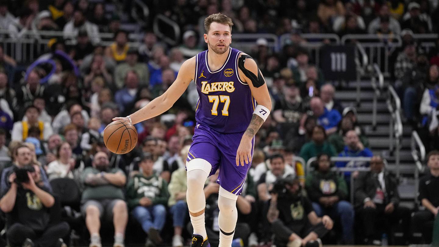 今日のNBAベストベット (予測、プロップベット、ルカ・ドンチッチ、マジック・ピストンズ、タイリース・マクシー)