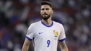 Olivier Giroud ne jouera plus en Bleu.