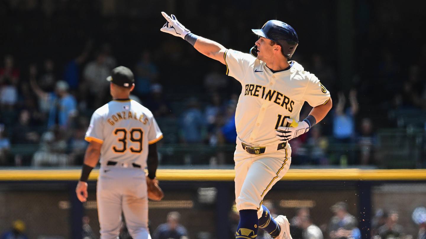1 reason why Sal Frelick is about to play more at third base and 1 reason he isn't - Vimarsana News