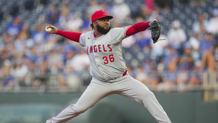 Aug 21, 2024; Kansas City, Missouri, USA; Los Angeles Angels starting pitcher Johnny Cueto (36) pitches during the second inning against the Kansas City Royals at Kauffman Stadium. Mandatory Credit: Jay Biggerstaff-USA TODAY Sports