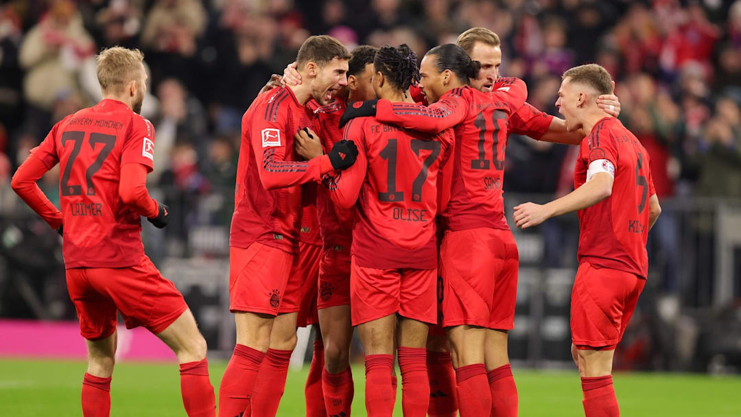 Bayern Munich players celebrate against RB Leipzig 