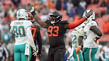 Miami Dolphins v Cleveland Browns - NFL 2025